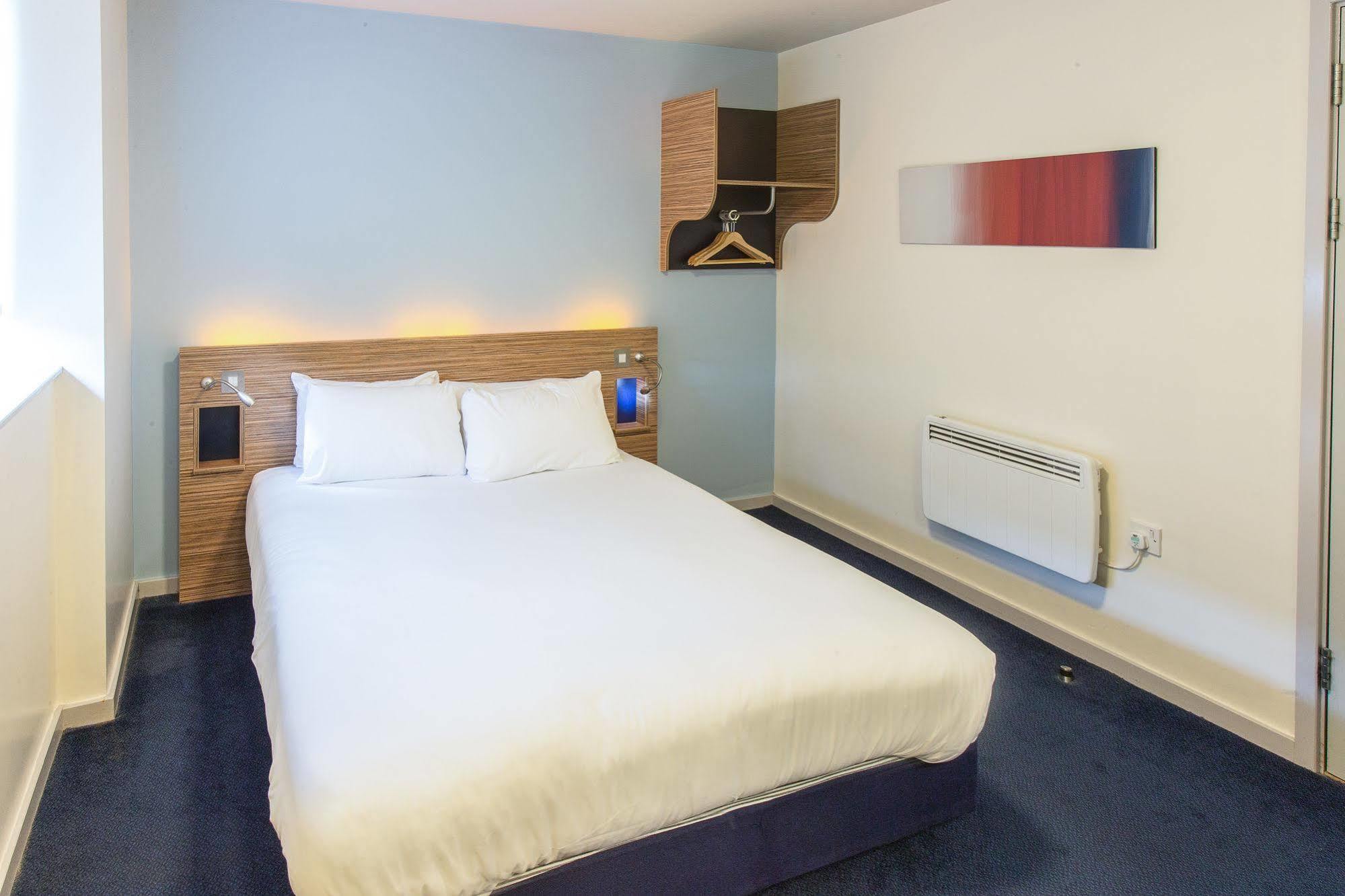 Redwings Lodge Wolverhampton Central Ngoại thất bức ảnh