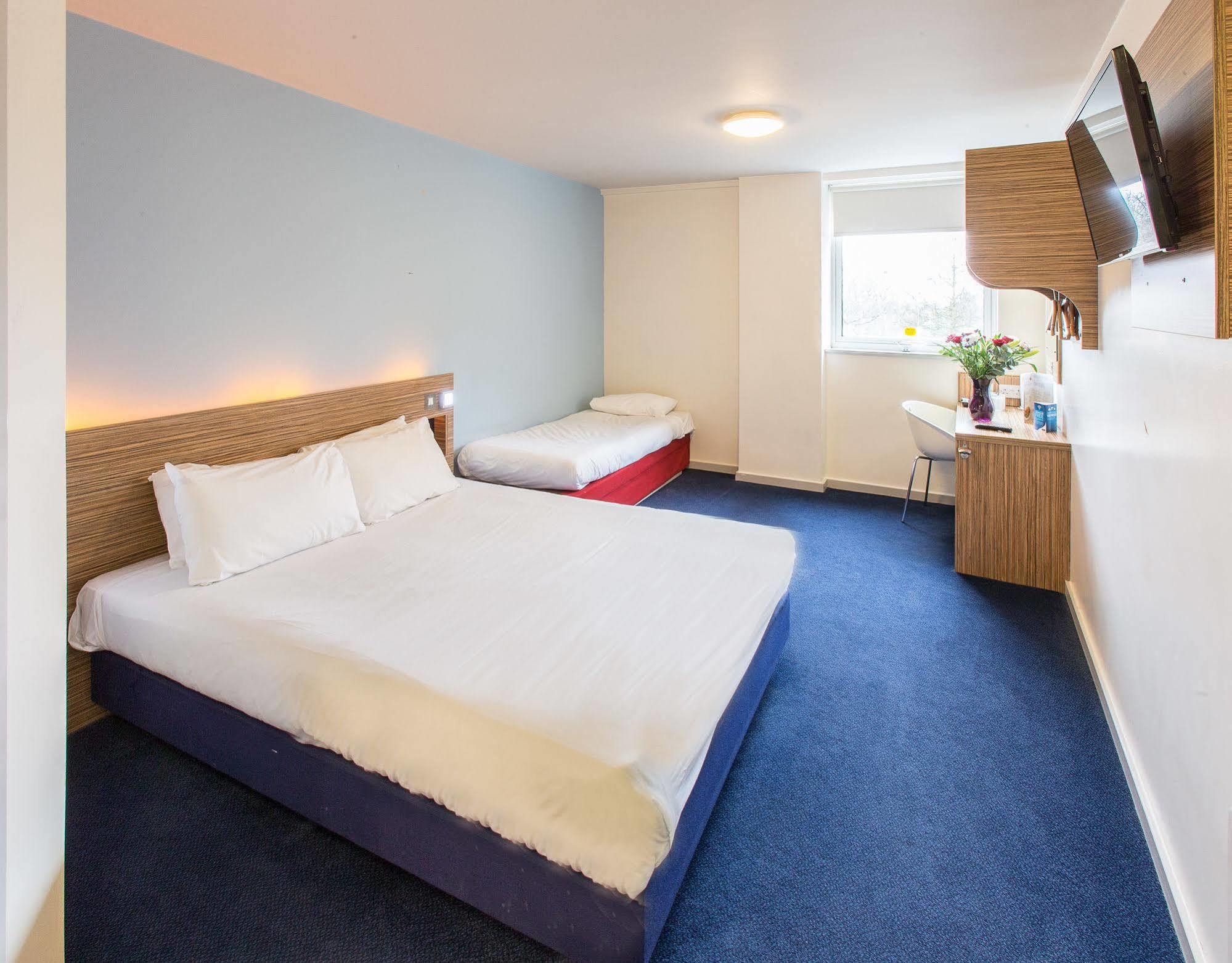 Redwings Lodge Wolverhampton Central Ngoại thất bức ảnh