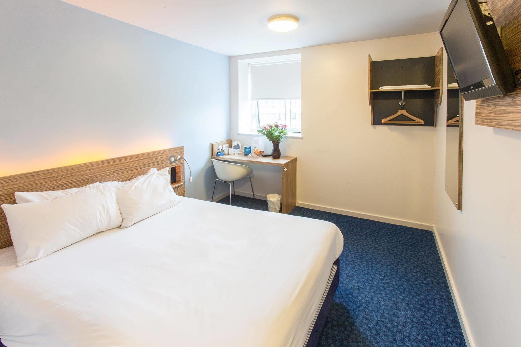 Redwings Lodge Wolverhampton Central Ngoại thất bức ảnh